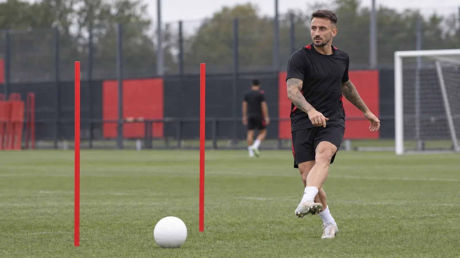 Tiền vệ Aleix García của Bayer Leverkusen: bộ điều khiển nhịp chơi